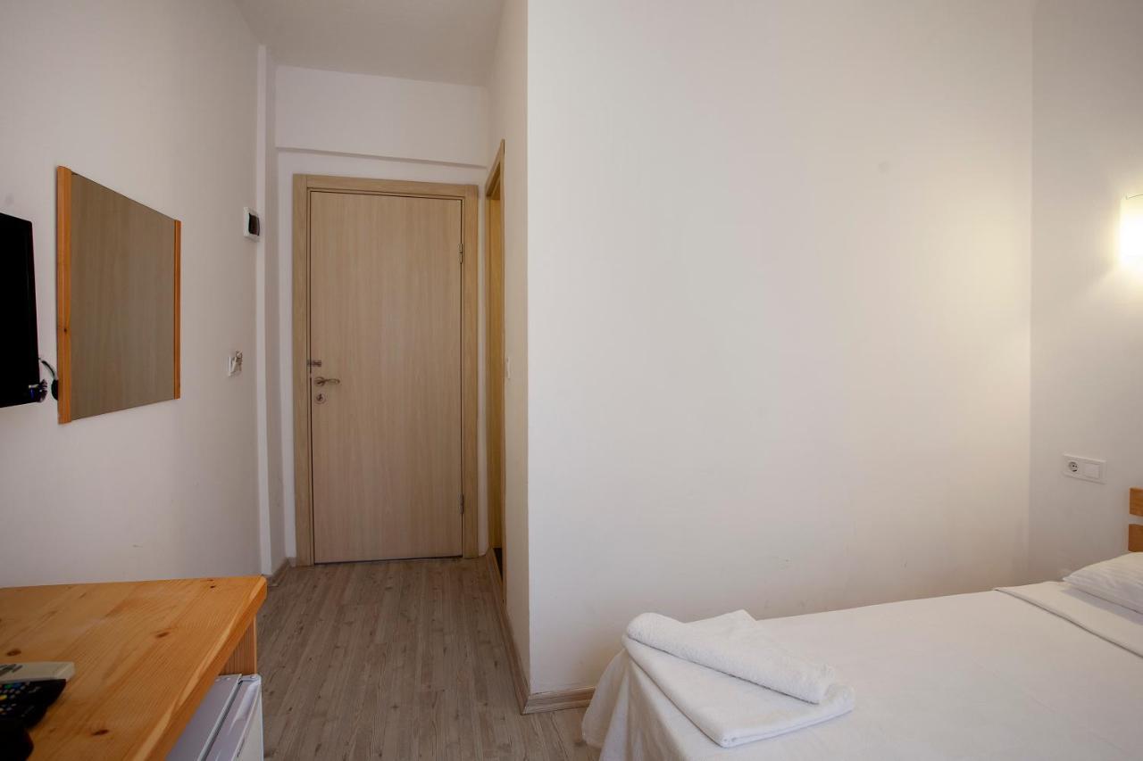 דטקה Zephyros City Otel מראה חיצוני תמונה