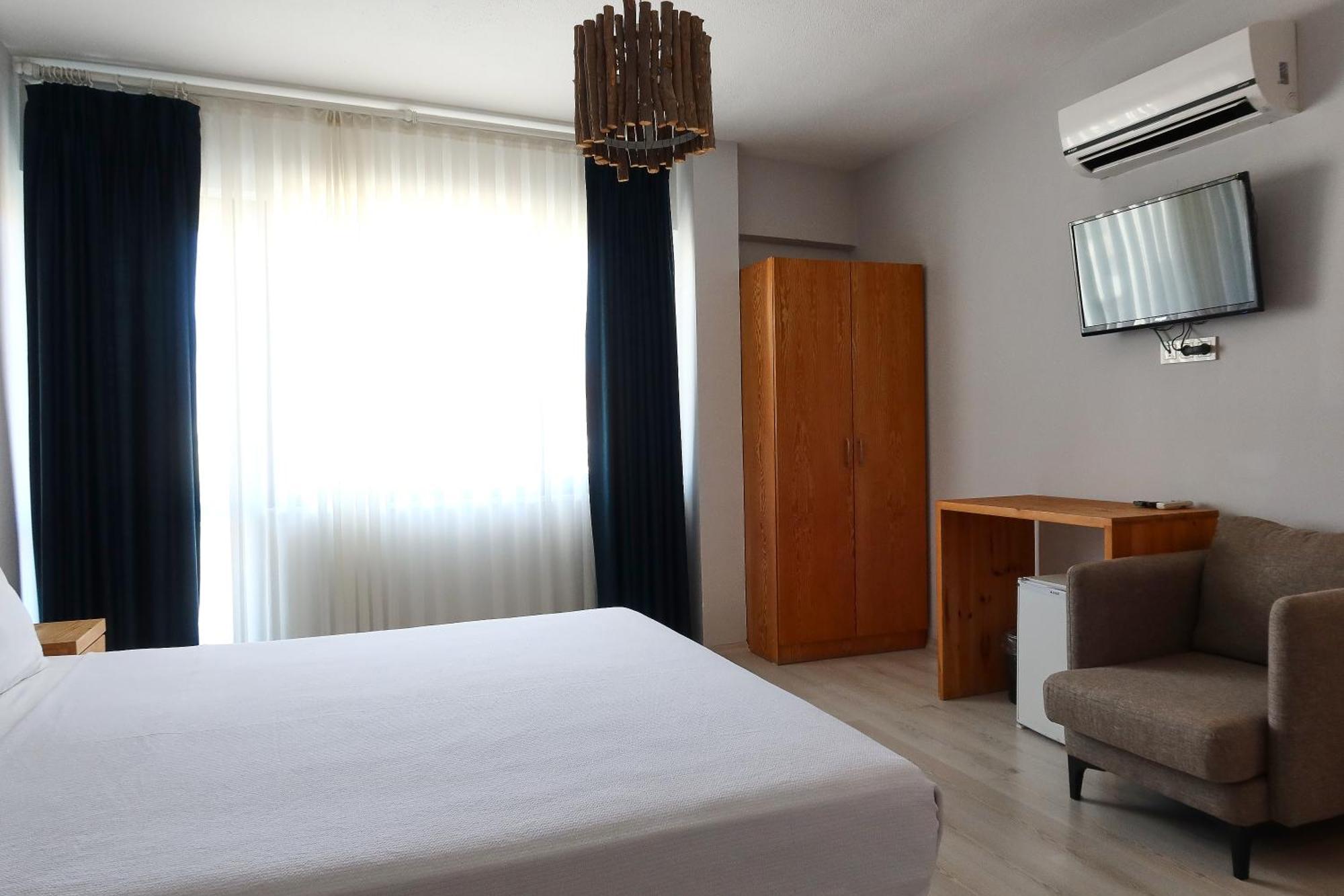 דטקה Zephyros City Otel מראה חיצוני תמונה