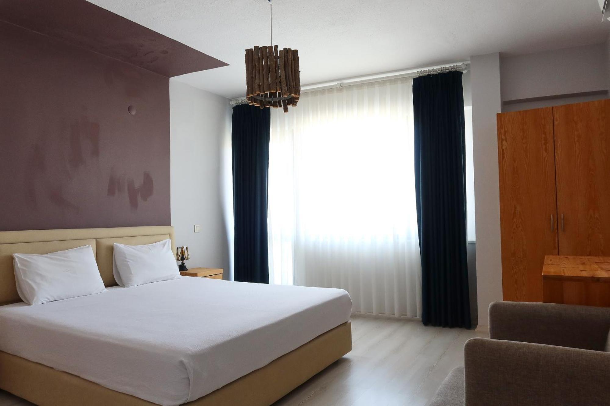 דטקה Zephyros City Otel מראה חיצוני תמונה